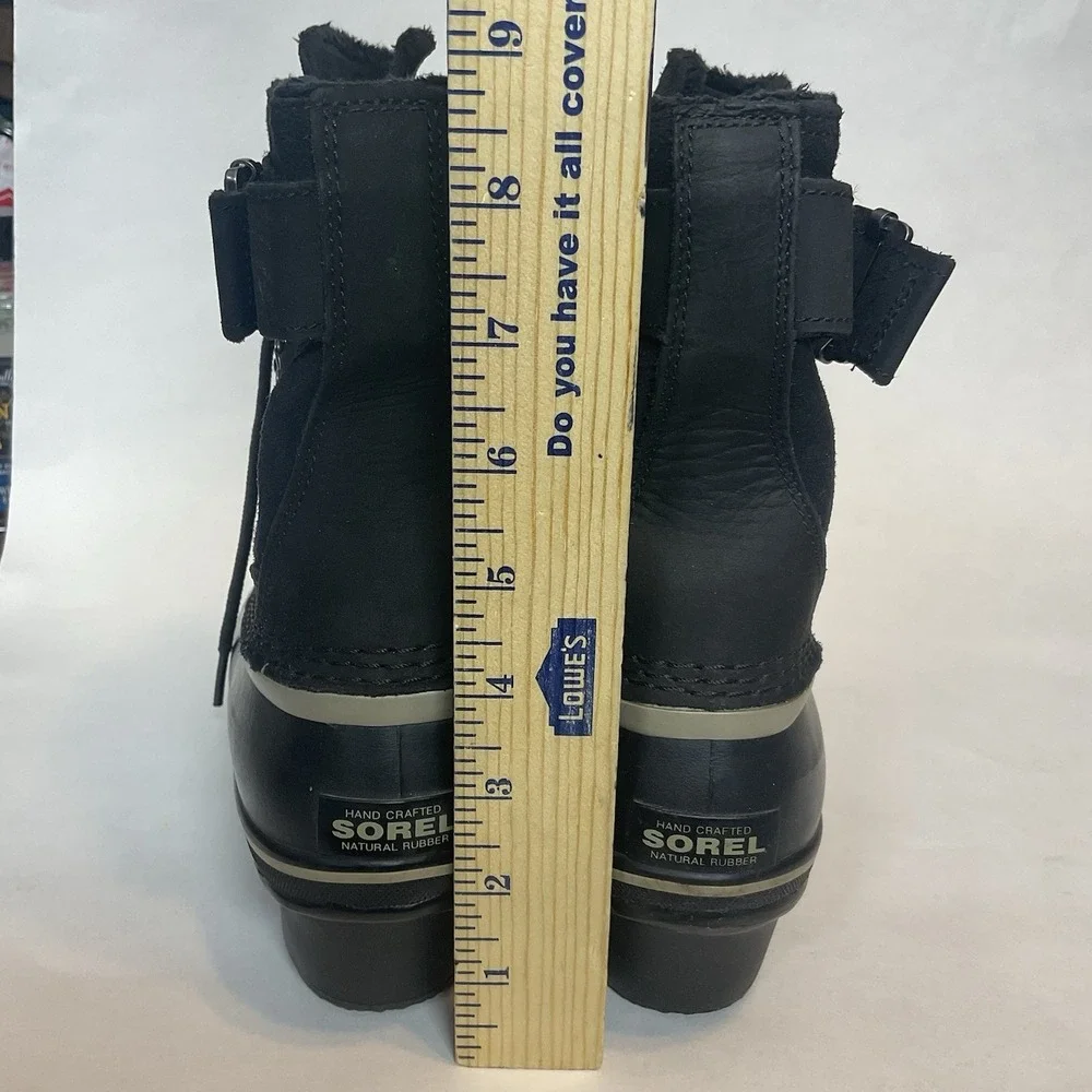 Sorel fancy lace